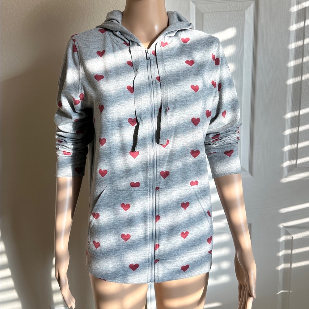 Style & Co. Gray Hoodie with Red Heart Pattern Size M. - Picture 7 of 16
